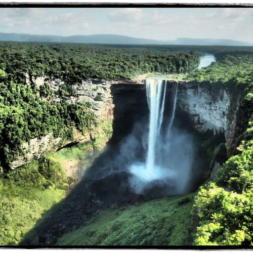 The Guianas main Image