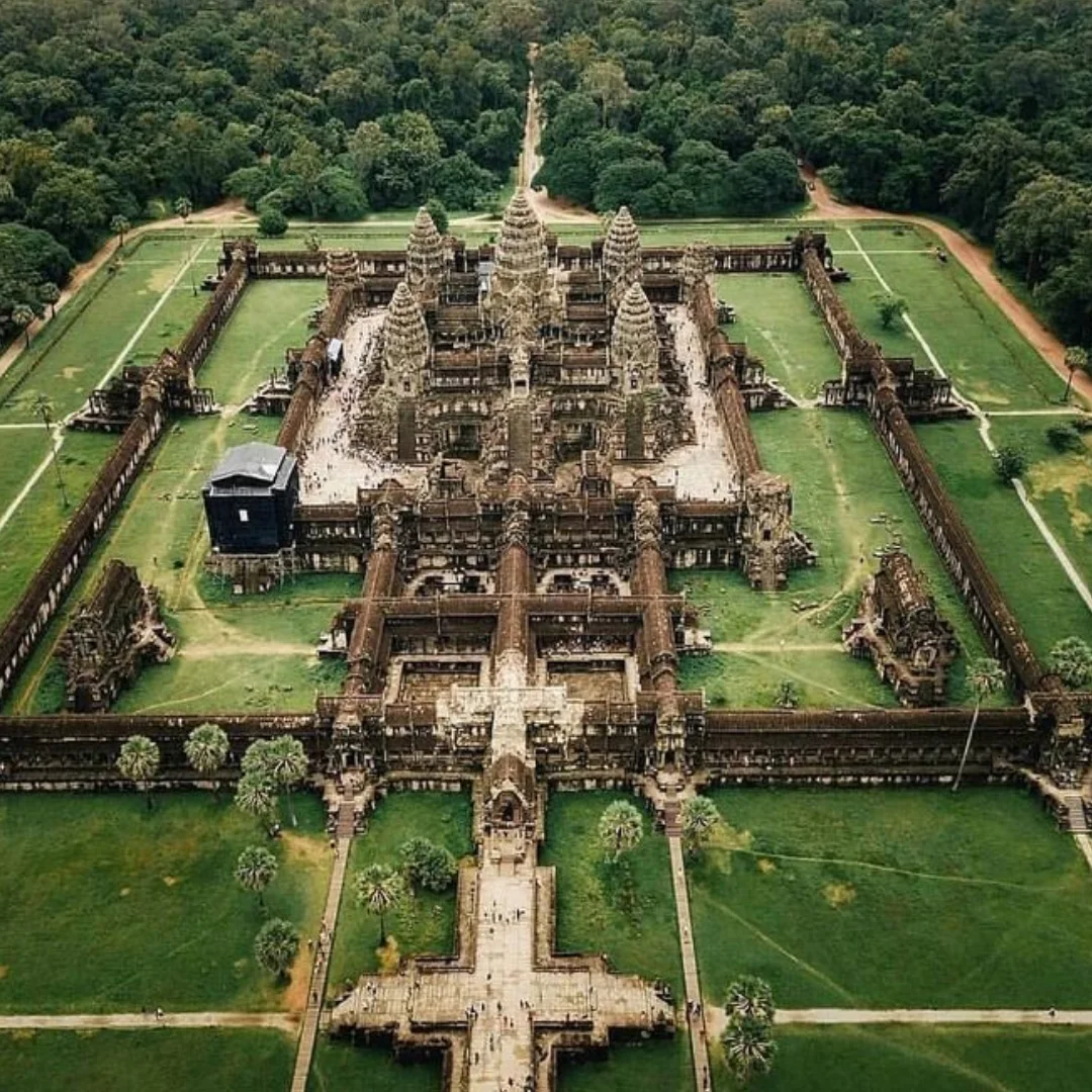 POI ANGKOR WAT – THE GATEWAY TO HEAVEN