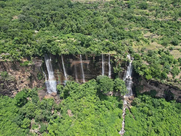 Fouta Djallon waterfalls (Chute de Lélouma)