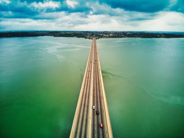 Abidjan, bridge across the Ébrié lagoon