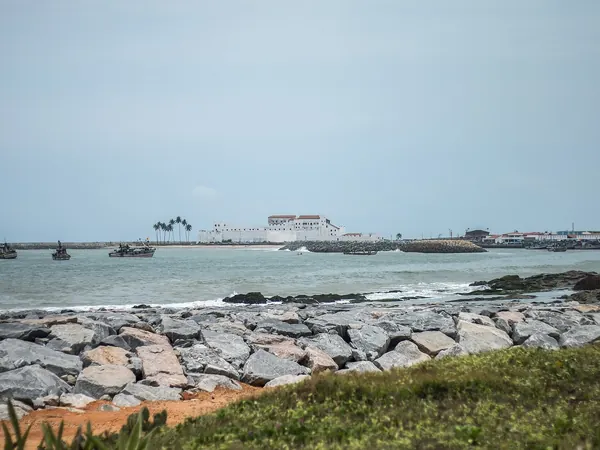 Elmina Castle (St. George's) across the bay
