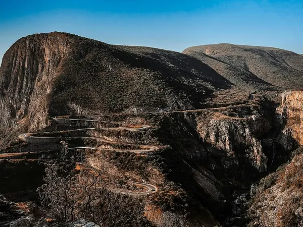 Serra da Leba hairpin road