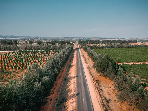 Highway south through the farmland of Huíla