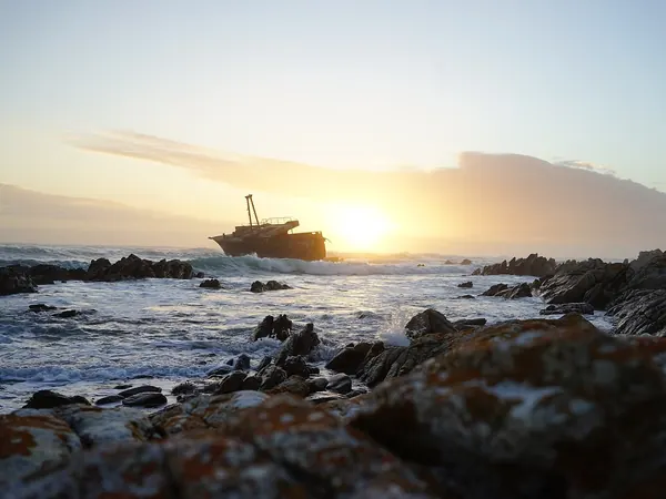L'Agulhas coast and the Meisho Maru wreck at the southern tip of Africa