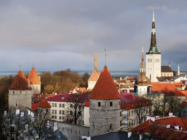 Tallinn, Toompea and the medieval city walls