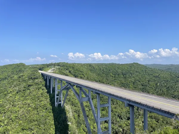 Bacunayagua Bridge on the Vía Blanca coastal road (Varadero–Havana)