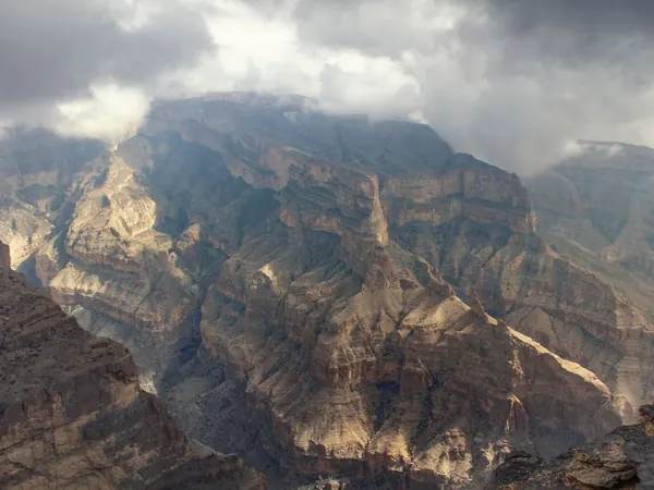 Jebel Shams (Jabal Shams), Oman's highest mountain