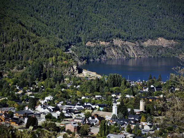 San Martín de los Andes on Lake Lácar