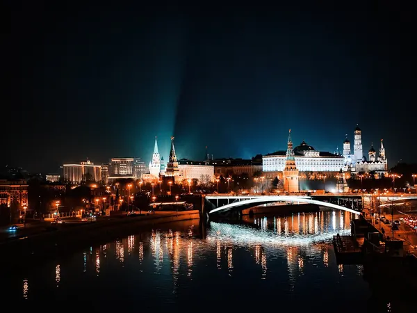 Moscow Kremlin at night from Patriarshy Bridge