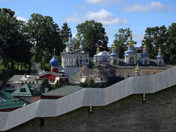 Pechory, Pskovo-Pechersky Monastery