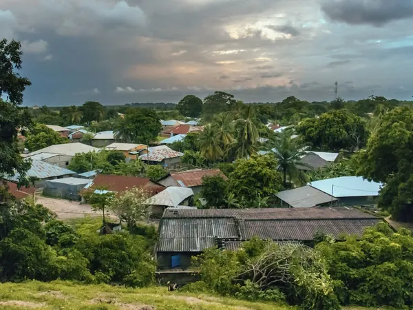 Diola village in lush Casamance (Diembรฉring area)