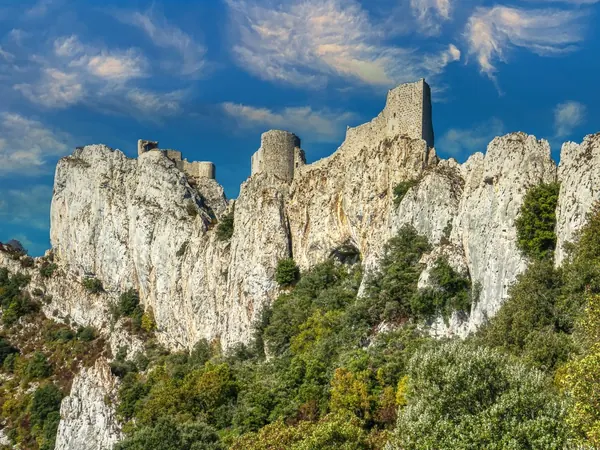 Peyrepertuse, Cathar castle on its ridge