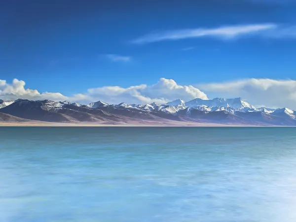 Namtso (Nam Co) lake shore