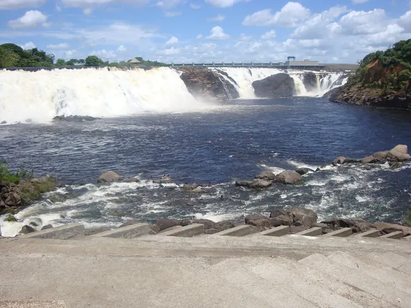 Caronรญ river rapids in Parque La Llovizna