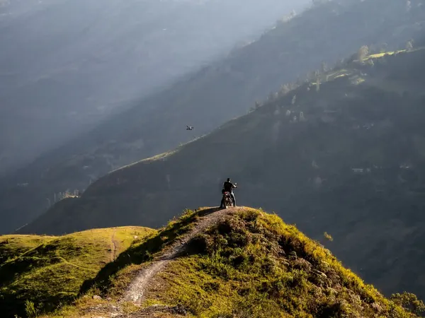 Riding the Eastern Cordillera of Colombia (Cundinamarca side)