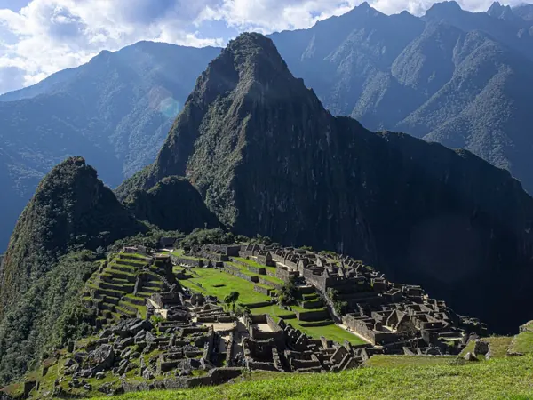 Machu Picchu and Huayna Picchu